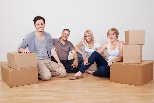 Household moving support for a flat in Shepherds Bush